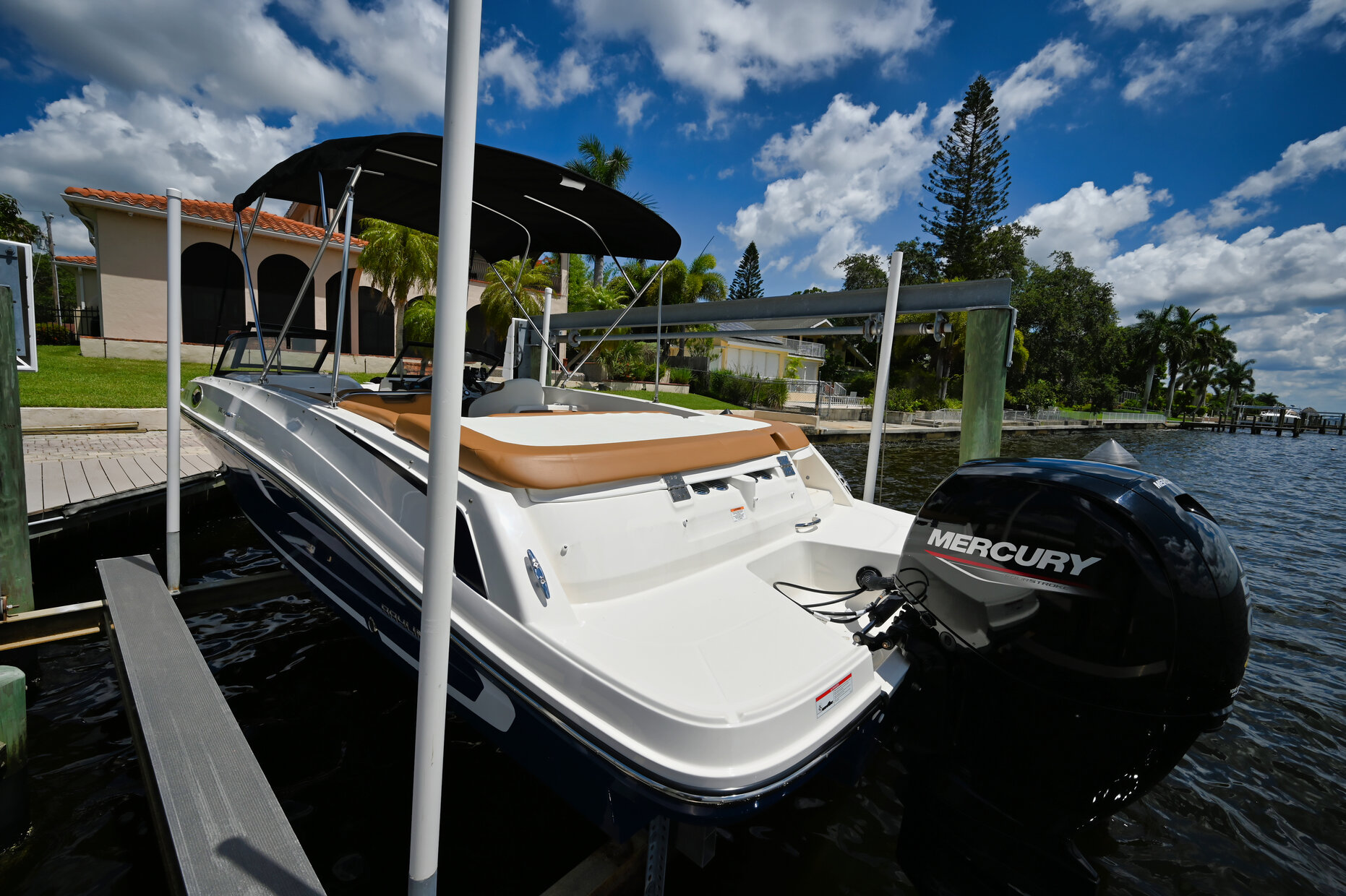 Bayliner VR6