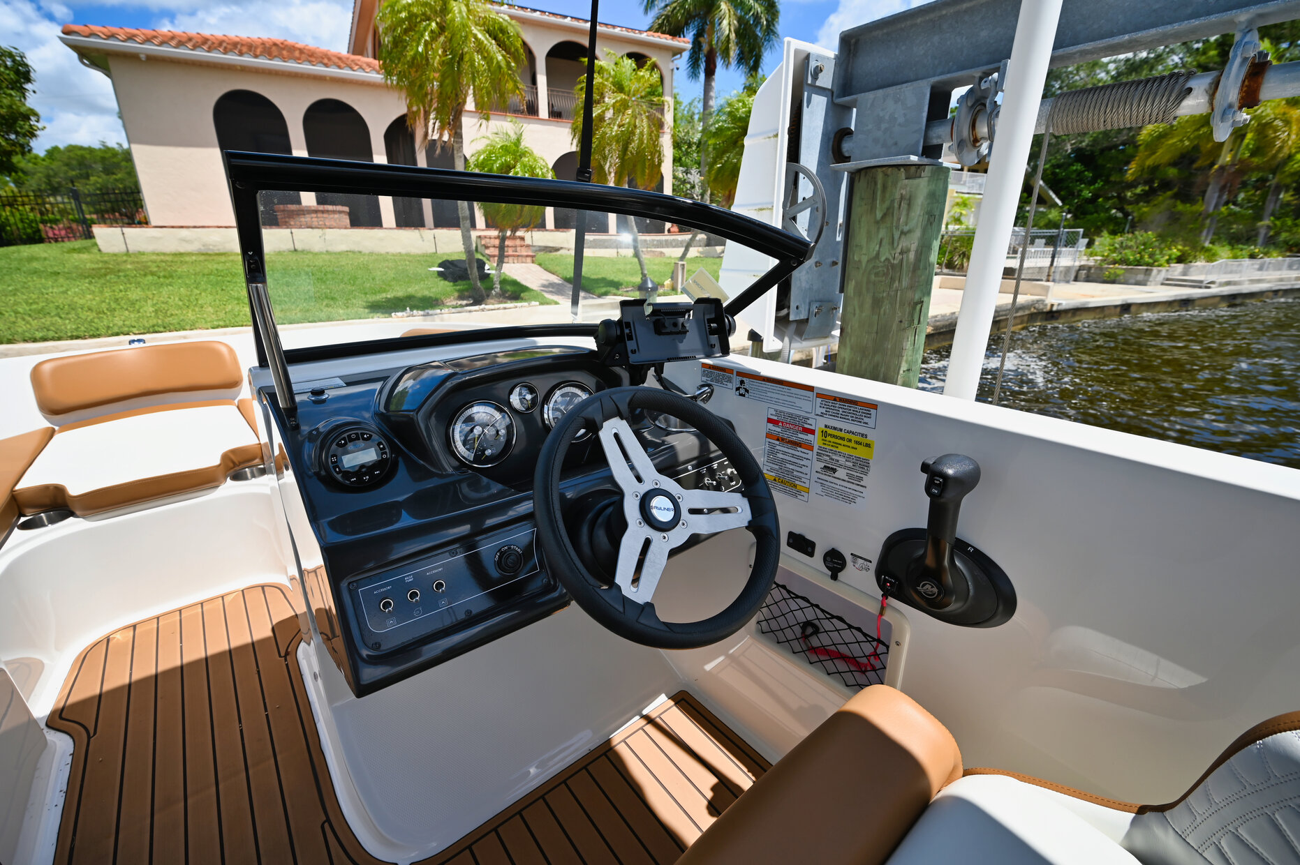 Bayliner VR6