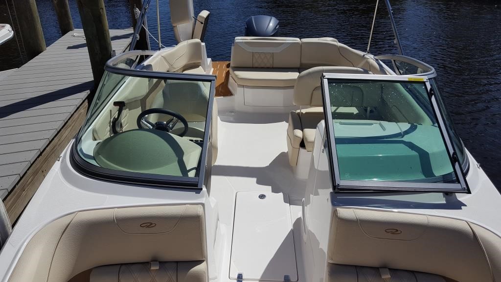 Regal 24 OBX Fastrac - White Eagle Boat Rental